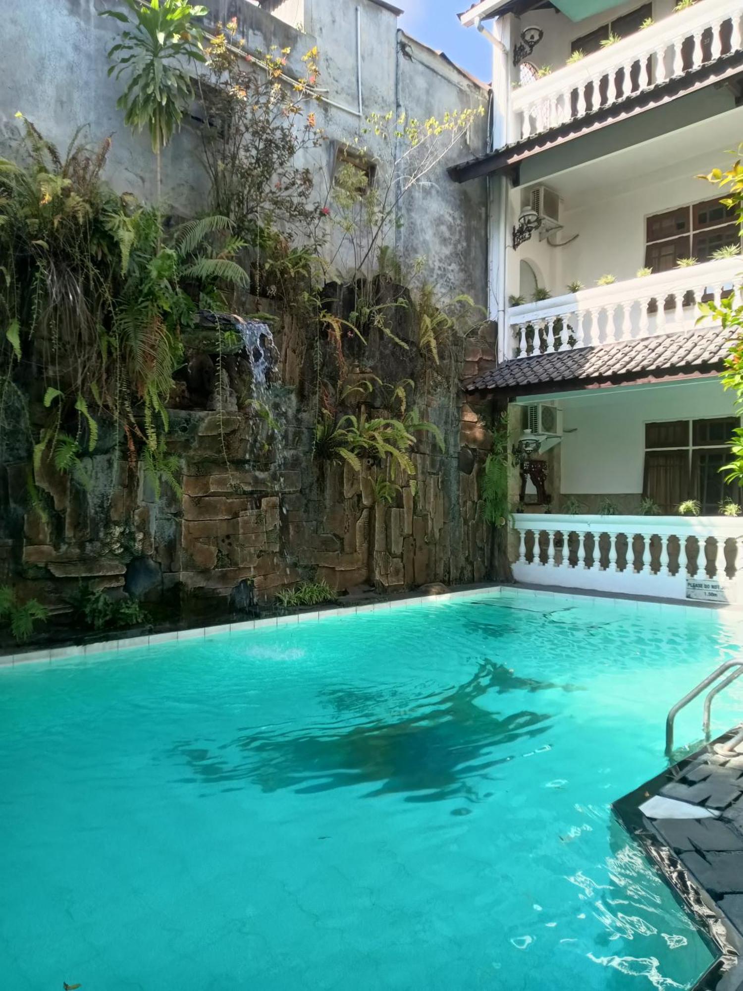 Bladok Hotel & Restaurant Yogyakarta Kültér fotó