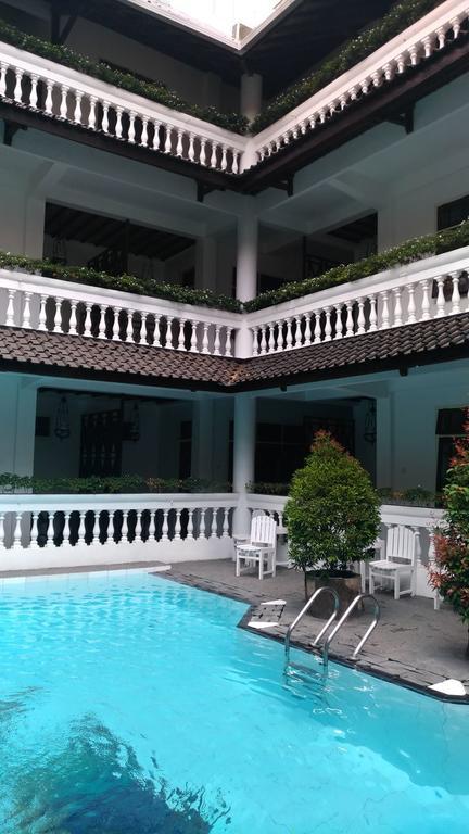 Bladok Hotel & Restaurant Yogyakarta Kültér fotó